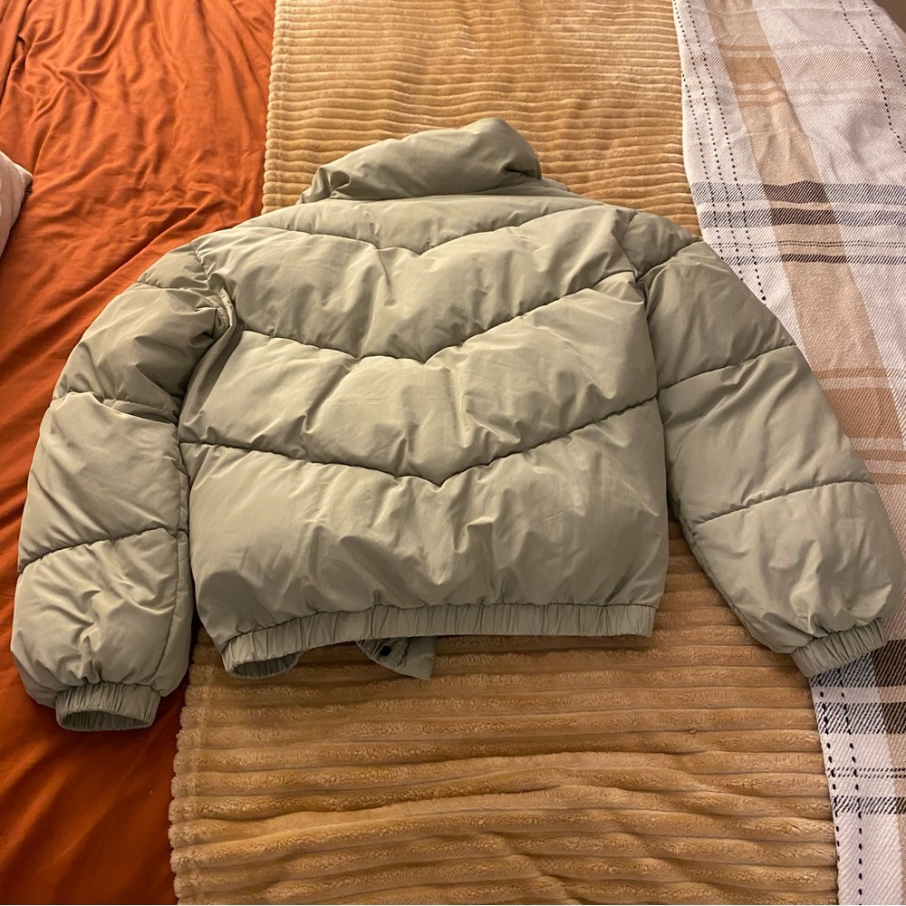 Cropped Puffer Jacket - image 2